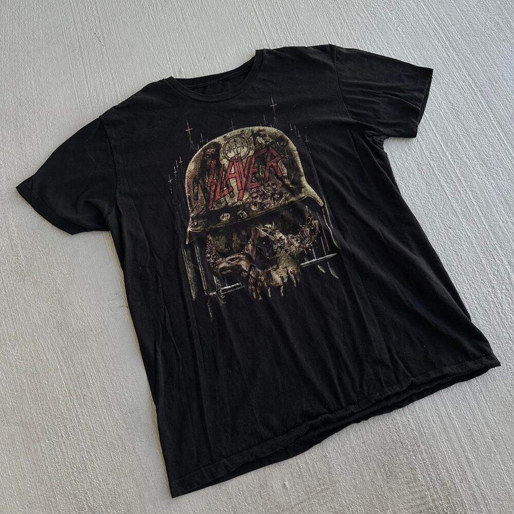 Vintage Y2k Slayer Rock Band Graphic Shirt